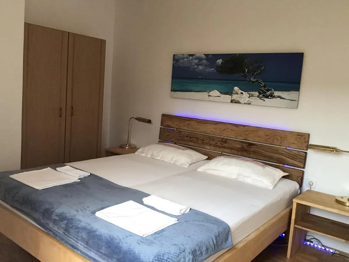 Apartmani Misic Ždrelac 0*,