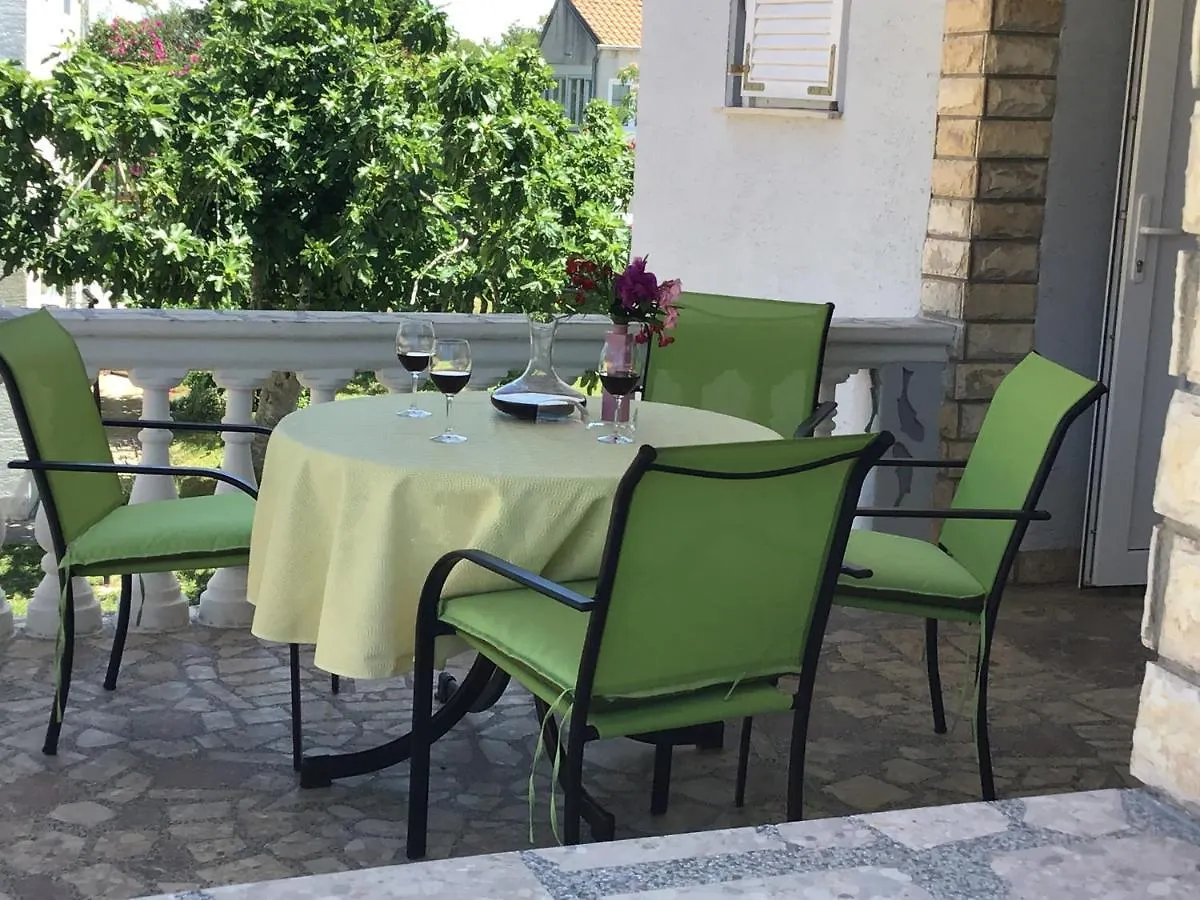 Apartmani Misic Ždrelac Kroatien